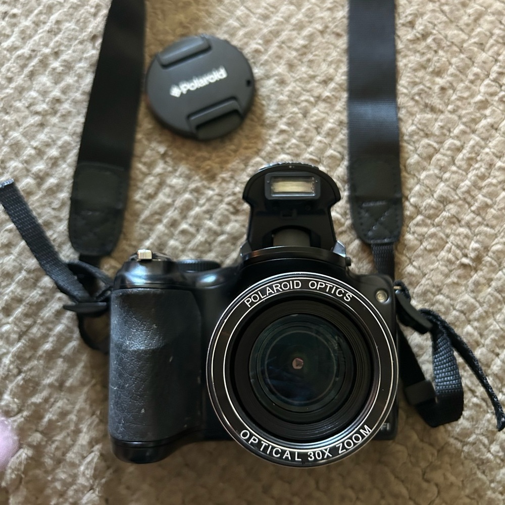 Polaroid Black Digital Camera with Advanced Zoom